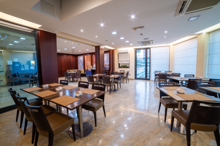The breakfast room – Hotel Tiffany Milano